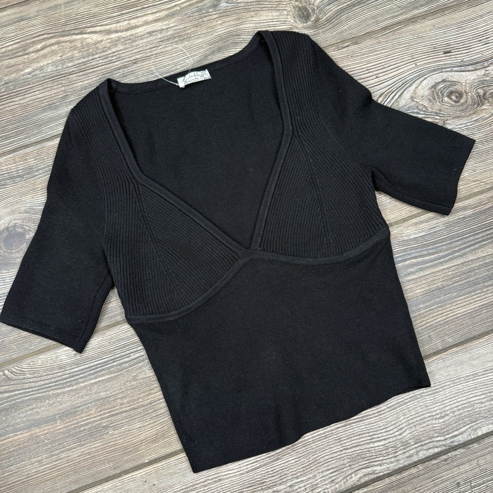 Free People Teagan Swit Top Women Size XS Short Sleeve Deep V Crop Black NEW - Picture 8 of 12